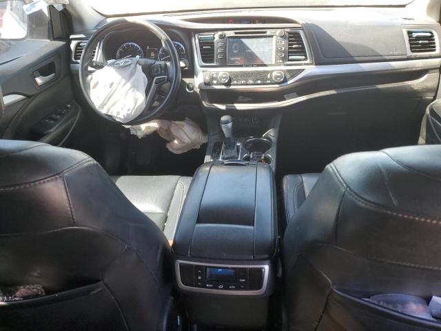 Zdjęcie 8 z aukcji – 2017 TOYOTA HIGHLANDER z VIN 5TDKZRFH5HS515830