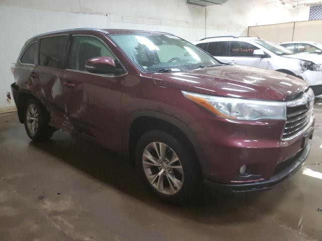 Foto 4 de la subasta – 2015 TOYOTA HIGHLANDER con VIN 5TDJKRFH5FS138736