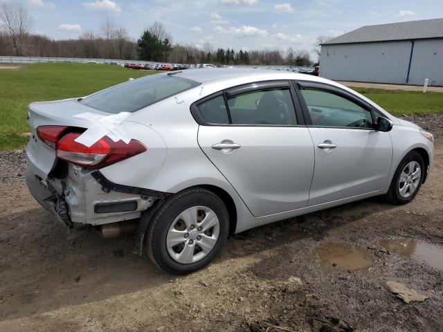 Photo 3 from auction – 2018 KIA FORTE LX with VIN 3KPFK4A78JE188900