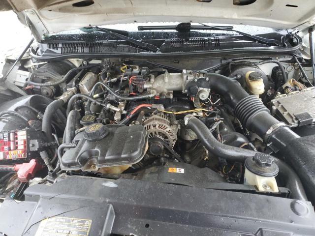 Photo 11 from auction – 2009 FORD CROWN VICT with VIN 2FAHP71V99X110292