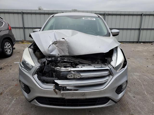 Photo 5 from auction – 2017 FORD ESCAPE SE with VIN 1FMCU0GDXHUC66104