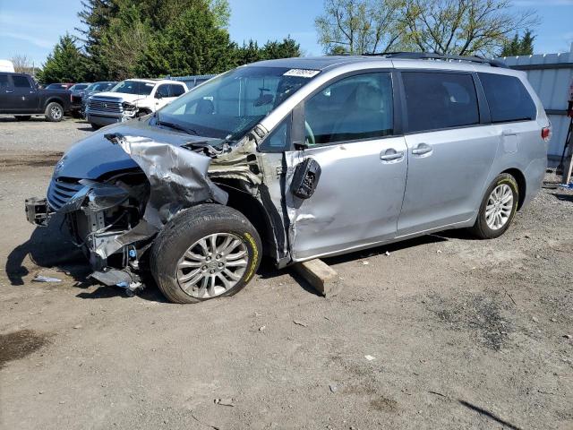 TOYOTA SIENNA XLE 2013 with VIN 5TDYK3DC8DS373230 - Photo from auction