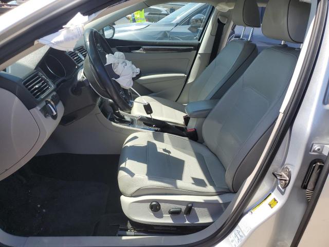 Photo 7 from auction – 2017 VOLKSWAGEN PASSAT SE with VIN 1VWBT7A33HC026486