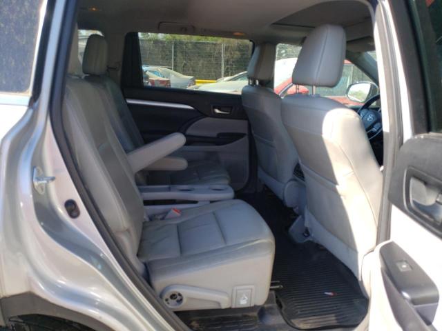 Photo 11 from auction – 2017 TOYOTA HIGHLANDER with VIN 5TDJZRFH0HS373205