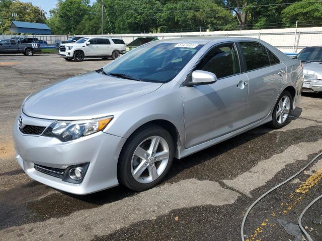 TOYOTA CAMRY BASE 2012 مع رقم تعريف المركبة 4T1BF1FK3CU086807 - صورة من المزاد