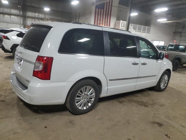 Photo 3 from auction – 2016 CHRYSLER TOWN & COU with VIN 2C4RC1JG6GR239083