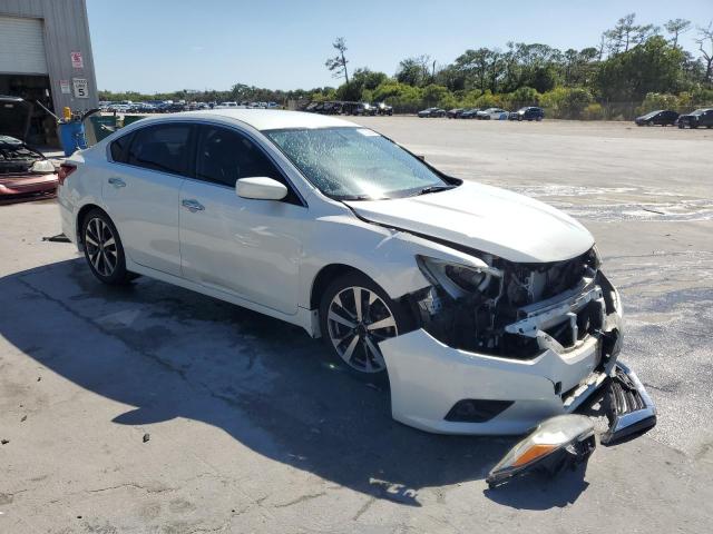 Photo 4 from auction – 2017 NISSAN ALTIMA 2.5 with VIN 1N4AL3AP4HC257994