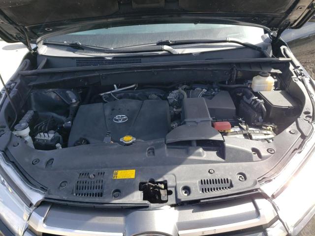 Zdjęcie 12 z aukcji – 2017 TOYOTA HIGHLANDER z VIN 5TDJZRFH7HS457165