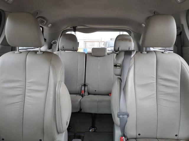Photo 10 from auction – 2012 TOYOTA SIENNA XLE with VIN 5TDYK3DC4CS234727