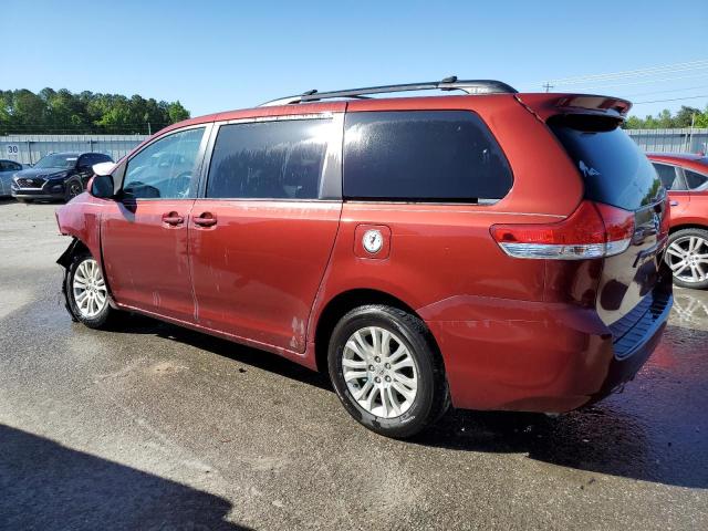 Photo 2 from auction – 2011 TOYOTA SIENNA XLE with VIN 5TDYK3DC6BS082576