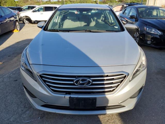 Photo 5 from auction – 2016 HYUNDAI SONATA SE with VIN 5NPE24AF8GH329374