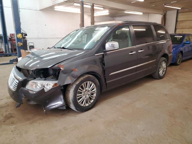 CHRYSLER TOWN & COU 2015 with VIN 2C4RC1CG1FR754312 - Photo from auction