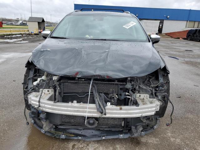 Photo 5 from auction – 2017 CHRYSLER PACIFICA L with VIN 2C4RC1GG5HR722637