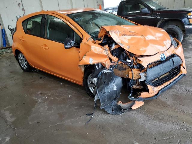 Photo 4 from auction – 2017 TOYOTA PRIUS C with VIN JTDKDTB33H1595387