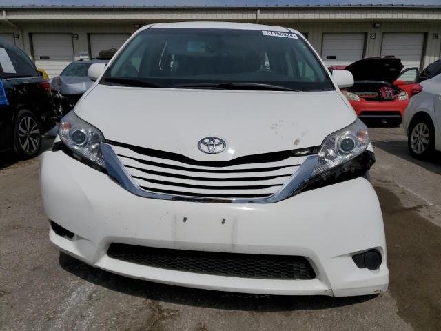 Photo 5 from auction – 2016 TOYOTA SIENNA LE with VIN 5TDKK3DC4GS733460