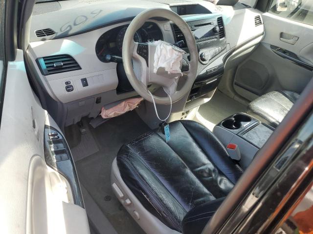 Photo 8 from auction – 2014 TOYOTA SIENNA LE with VIN 5TDKK3DC2ES444302