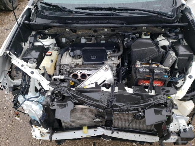 Photo 11 from auction – 2016 TOYOTA RAV 4 with VIN JTMBFREV3GJ073013