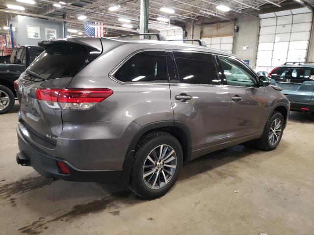 Photo 3 from auction – 2018 TOYOTA HIGHLANDER with VIN 5TDJZRFH6JS897285