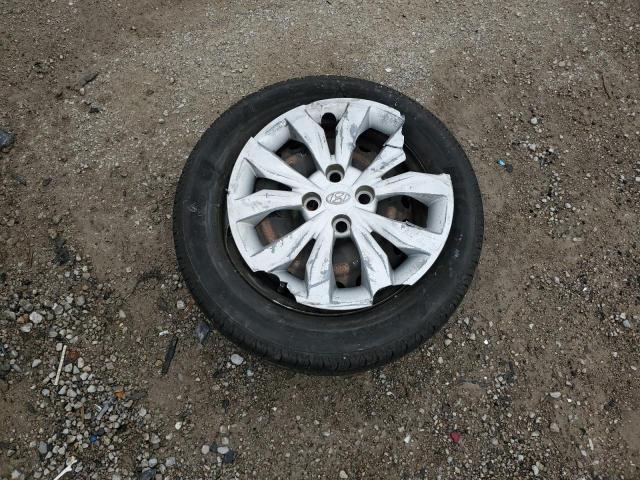 Photo 12 from auction – 2018 HYUNDAI ACCENT SE with VIN 3KPC24A30JE010186