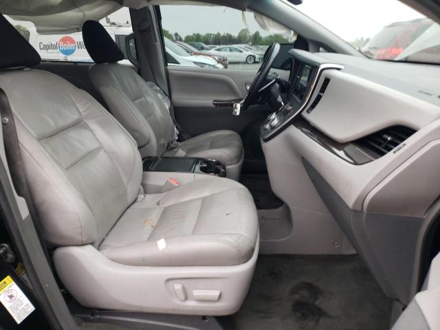 Photo 7 from auction – 2016 TOYOTA SIENNA XLE with VIN 5TDYK3DC4GS721464