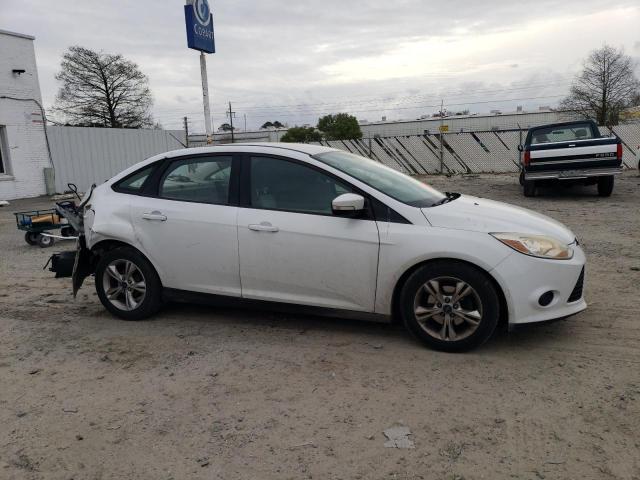 Photo 4 from auction – 2014 FORD FOCUS SE with VIN 1FADP3F26EL353815