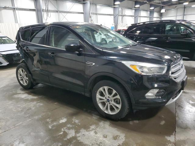 Photo 4 from auction – 2017 FORD ESCAPE SE with VIN 1FMCU9GD4HUB79917