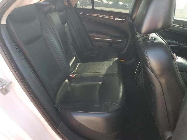Photo 10 from auction – 2019 CHRYSLER 300 LIMITE with VIN 2C3CCAEG9KH577600