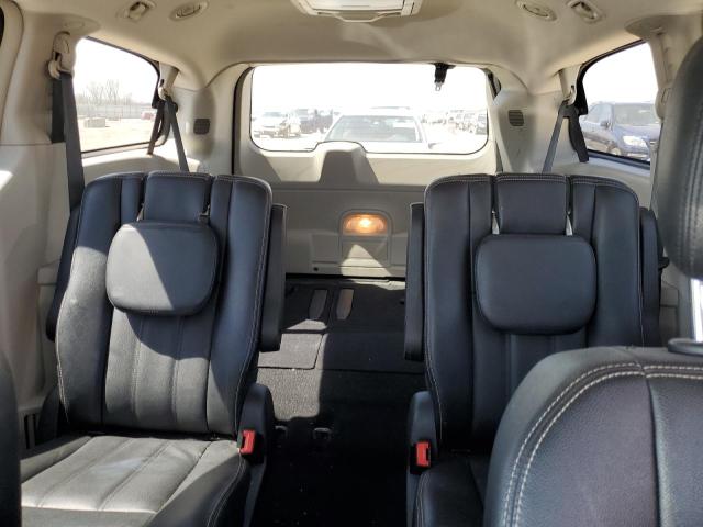 Photo 10 from auction – 2016 CHRYSLER TOWN & COU with VIN 2C4RC1BG6GR293210