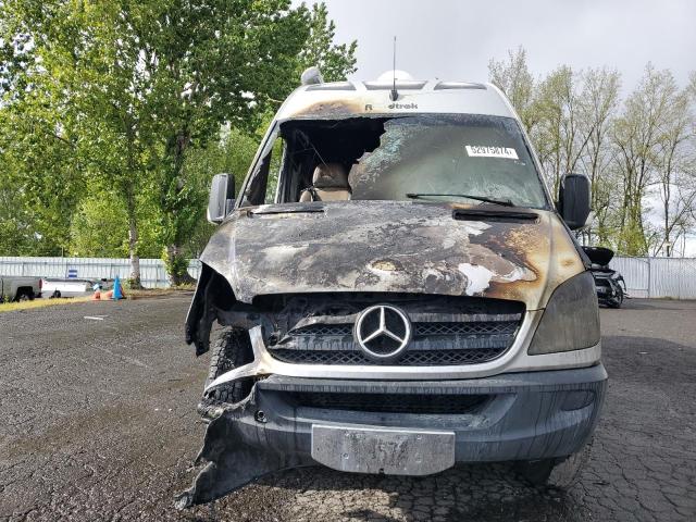 Photo 5 from auction – 2009 DODGE SPRINTER 3 with VIN WD0PF445X95372141