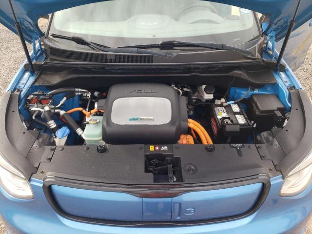 Photo 11 from auction – 2017 KIA SOUL EV with VIN KNDJP3AE4H7022971