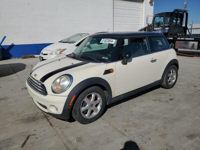 MINI COOPER 2009 with VIN WMWMF33569TU74245 - Photo from auction