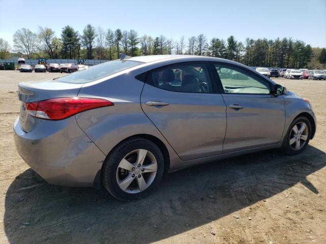 Photo 3 from auction – 2013 HYUNDAI ELANTRA GL with VIN KMHDH4AE3DU561069