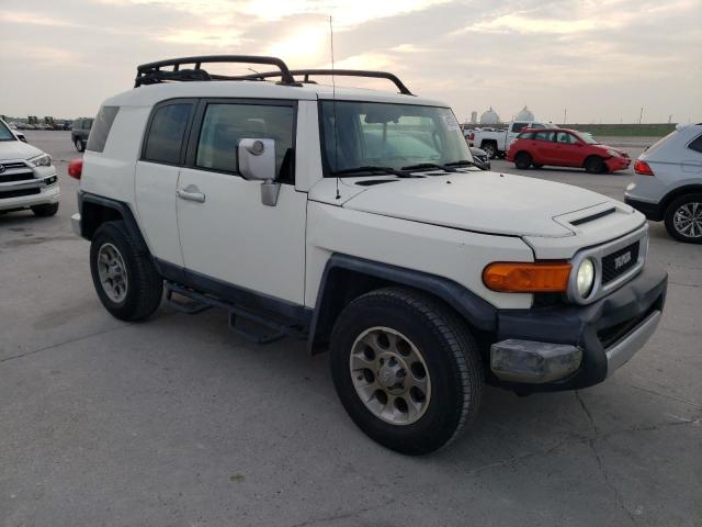 Photo 4 from auction – 2011 TOYOTA FJ CRUISER with VIN JTEZU4BF0BK011054