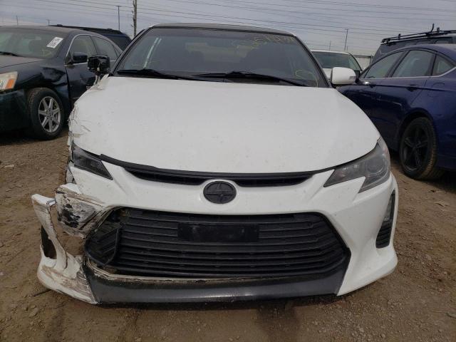 Photo 5 from auction – 2014 TOYOTA SCION TC with VIN JTKJF5C79E3067011