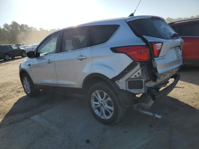 Photo 2 from auction – 2019 FORD ESCAPE SE with VIN 1FMCU9GD3KUA74440