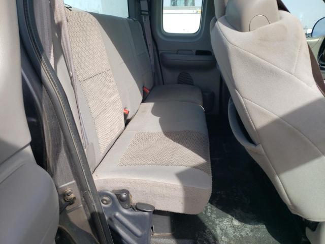 Photo 10 from auction – 2004 FORD F-150 HERI with VIN 2FTRX17274CA60470