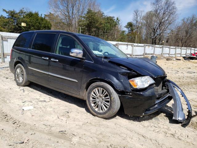 Photo 4 from auction – 2016 CHRYSLER TOWN & COU with VIN 2C4RC1CG3GR200707