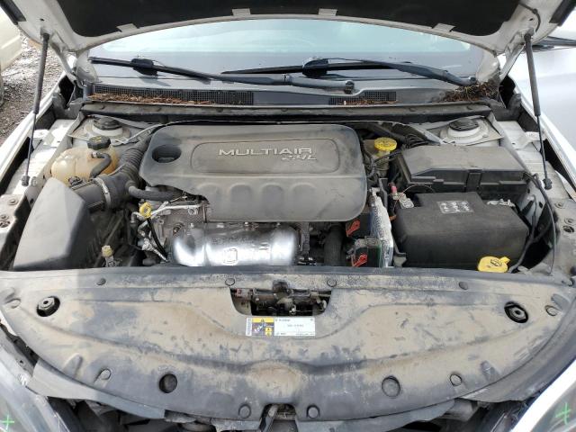 Photo 11 from auction – 2015 CHRYSLER 200 LIMITE with VIN 1C3CCCAB4FN555684
