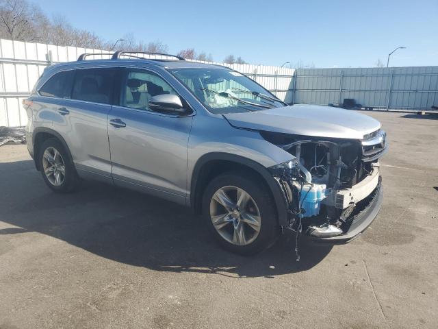 Фото 4 с аукциона – 2015 TOYOTA HIGHLANDER с VIN 5TDDKRFHXFS106152