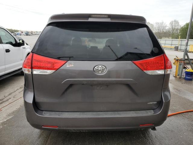 Photo 6 from auction – 2013 TOYOTA SIENNA XLE with VIN 5TDYK3DCXDS326264