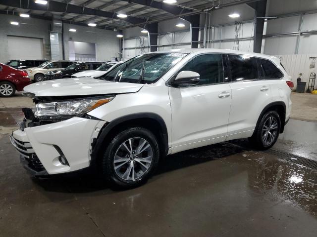 TOYOTA HIGHLANDER 2018 with VIN 5TDBZRFH4JS498718 - Photo from auction