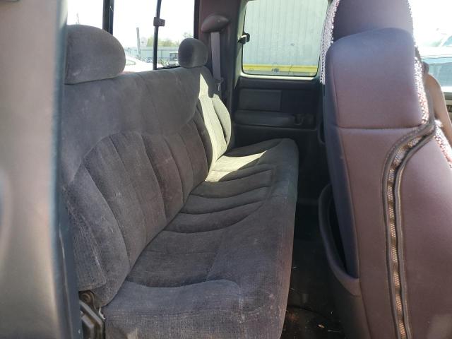 Photo 10 from auction – 1999 CHEVROLET SILVERADO with VIN 2GCEK19T4X1109952