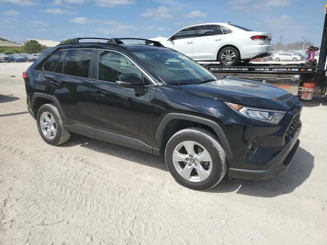 Photo 4 from auction – 2019 TOYOTA RAV4 XLE with VIN 2T3W1RFV2KW051013