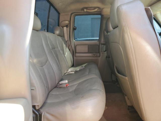 Photo 10 from auction – 2004 CHEVROLET SILVERADO with VIN 1GCEK19T94E106930