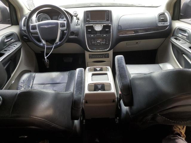 Photo 8 from auction – 2011 CHRYSLER TOWN & COU with VIN 2A4RR8DG4BR783815