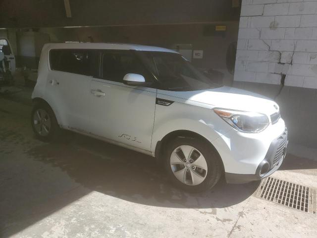 Photo 4 from auction – 2016 KIA SOUL with VIN KNDJN2A2XG7355213