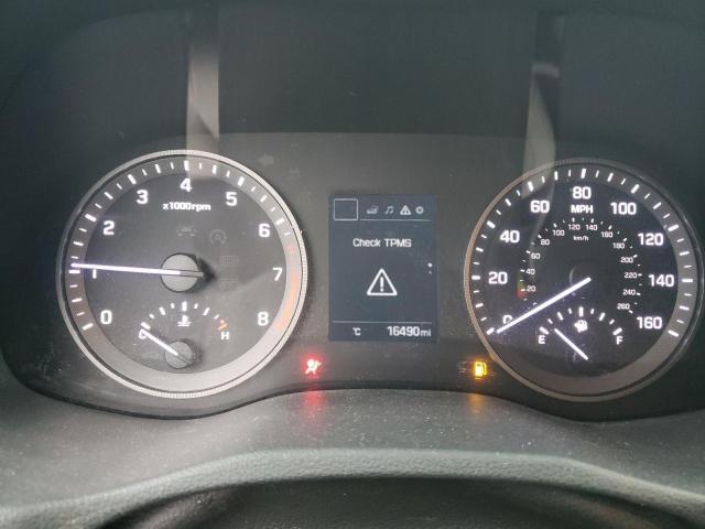 Photo 9 from auction – 2018 HYUNDAI TUCSON SE with VIN KM8J2CA43JU713711