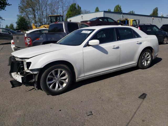 CHRYSLER 300 LIMITE 2015 with VIN 2C3CCAAG5FH833016 - Photo from auction