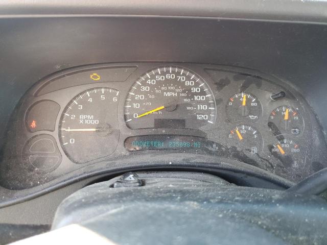 Photo 9 from auction – 2004 CHEVROLET SILVERADO with VIN 1GCEK19T94E342493