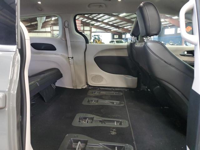 Photo 11 from auction – 2023 CHRYSLER PACIFICA H with VIN 2C4RC1L71PR541250